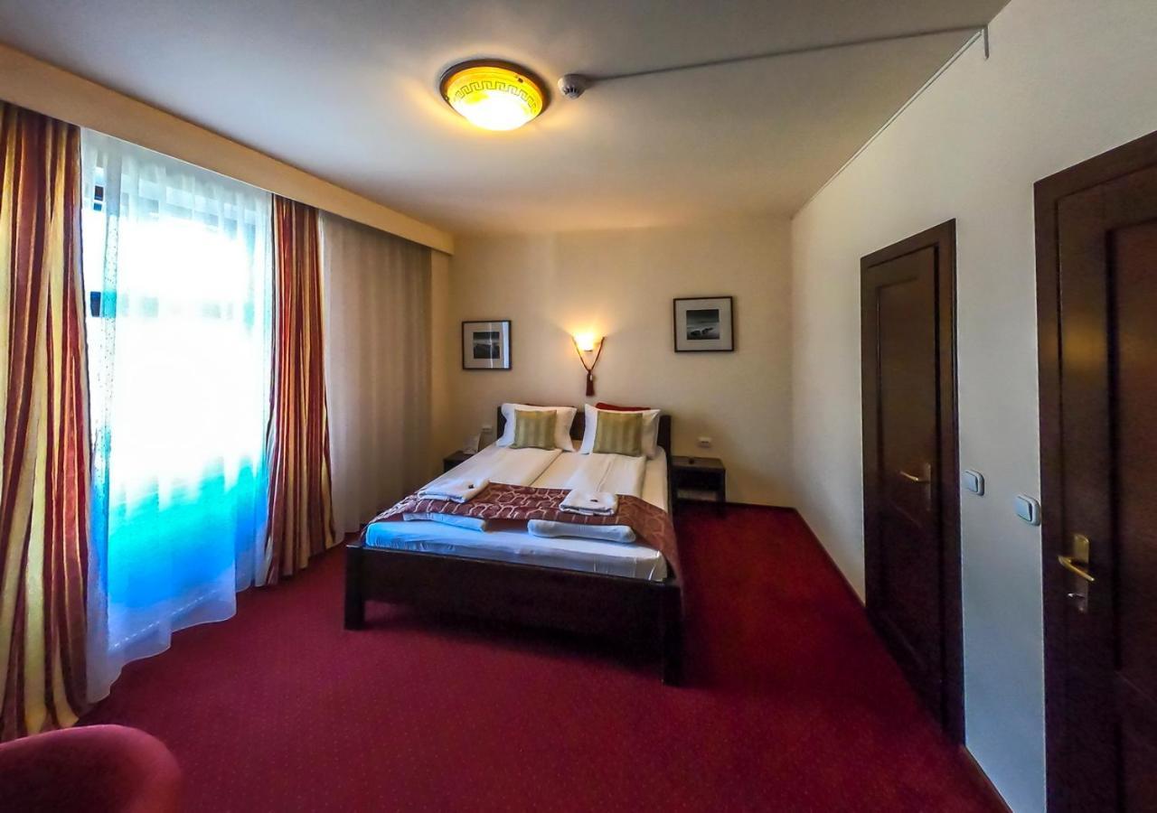 Casa Veche Hotel Sibiu Kamer foto