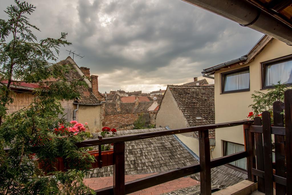 Casa Veche Hotel Sibiu Buitenkant foto